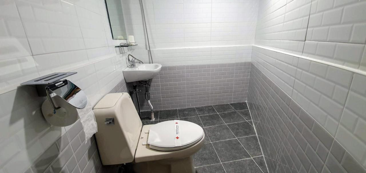 New Sun Guesthouse Myeongdong Seul Zewnętrze zdjęcie